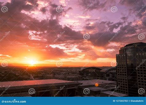 Panoramic View of Phoenix, Arizona, Skyline in Sunrise Light Editorial ...