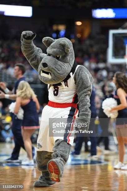 333 Gonzaga Basketball Mascot Stock Photos, High-Res Pictures, and Images - Getty Images