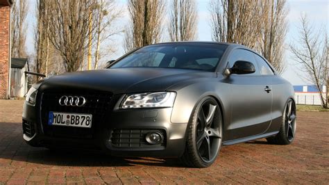 Avus Performance gives Audi A5 a menacing matte black finish