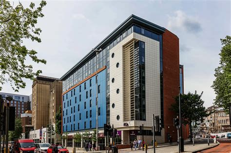 Premier Inn, Bristol | TI Dynamic Facades