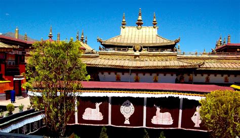 Jokhang temple - Tibet Group Tour