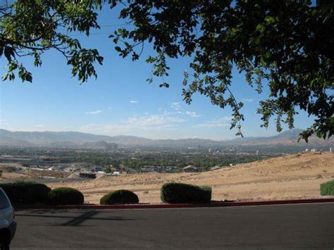 / 2br - 850ft - First Months Rent (Reno Vista Drive) for rent in Reno ...