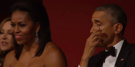 VIDÉO - Aretha Franklin chante et fait pleurer Barack Obama