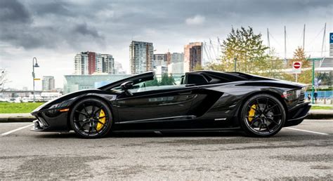 Black Lamborghini Aventador S Roadster - Euro Motor Club™