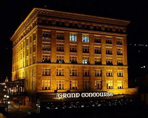 P&LERR Building Housing the Grand Concourse in Station Square in Pittsburgh, PA. Yinz, Steel ...