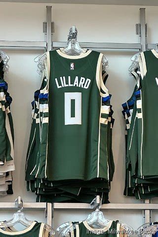 Milwaukee Bucks' addition of 7-time All-Star to roster generates ...