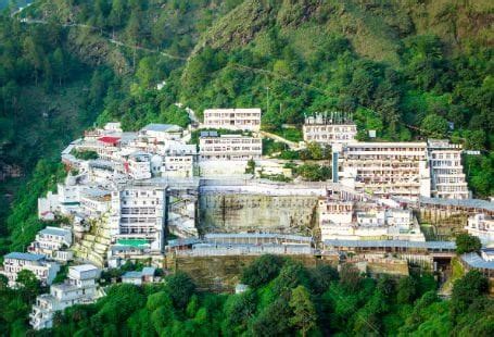 Vaishno Devi Temple, Katra Vaishno Devi - Timing, History & Photos