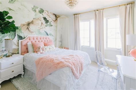 Dreamy Pink Bedrooms | HGTV