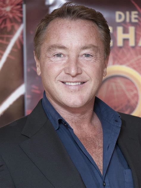 Michael Flatley 2024: Wife, net worth, tattoos, smoking & body facts ...