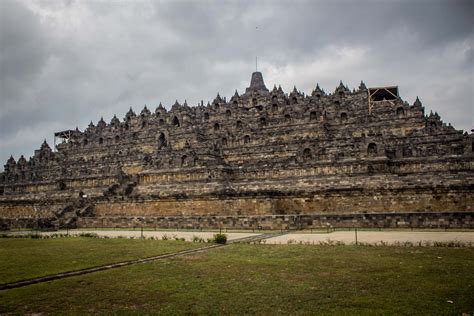 Temple Of Borobudur Indonesia - Tour & Outbound Borobudur