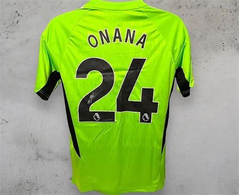 Andre Onana's Manchester United 2023/24 Signed and Framed Shirt ...