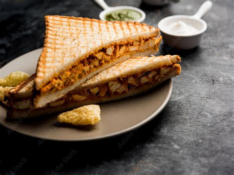 Paneer tikka sandwich - Kabila-Restro