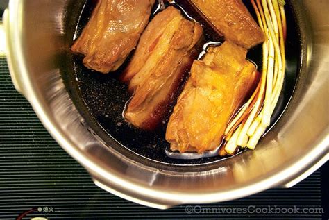 Chashu (Braised Pork Belly) - Omnivore's Cookbook