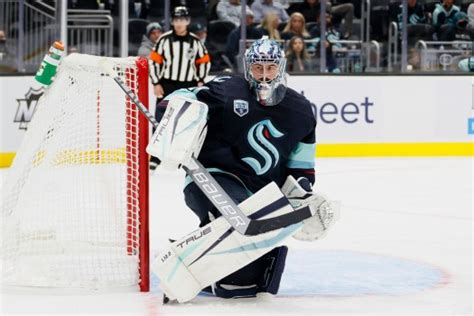 Seattle goalie Philipp Grubauer to serve in backup role against ...