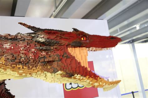 LEGO Smaug Statue 2 - FBTB