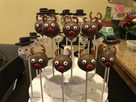 Reindeer Cake Pops! | Reindeer cakes, Cake pops, Cake