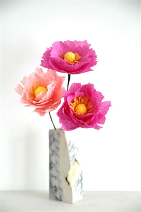 DIY CREPE PAPER PEONIES. | Gathering Beauty