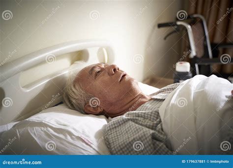 Sick Old Man Lying in Hospital Bed Stock Image - Image of helpless, despair: 179637881