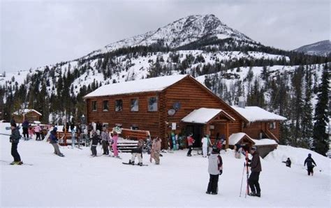 Sleeping Giant Ski Area opens outside Cody, Wyo.