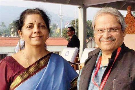 Nirmala Sitharaman’s husband Parakala Prabhakar Biography - Tfipost.com