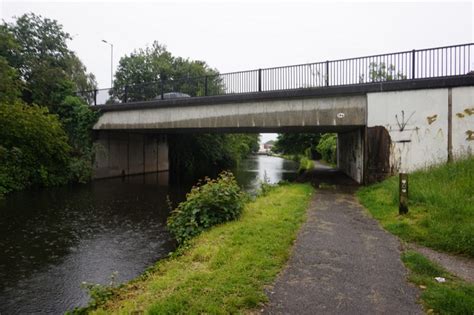 Leeds & Liverpool Canal © Ian S :: Geograph Britain and Ireland