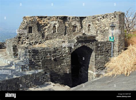 Shivneri Fort. (Junnar, Dist. Pune) gate No. 5. Mina Darwaza Stock Photo - Alamy