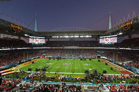 Photos: Woman Who Rushed Super Bowl Field Reportedly Identified - The Spun