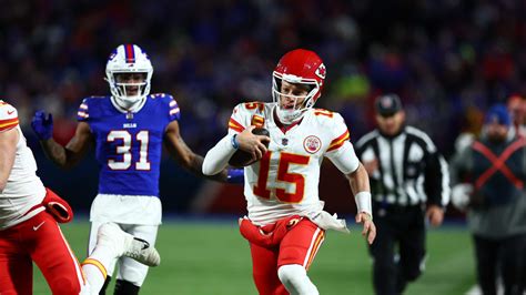 Patrick Mahomes' Best Plays from 2-Touchdown Game in Divisional Round ...