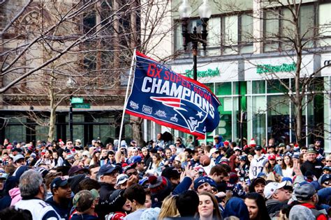 Patriots Fans Celebrate at Super Bowl Parade — The Heights