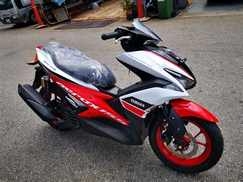 2019 WHITE/RED Yamaha Aerox 155 VVA key, Motorcycles, Motorcycles for Sale, Class 2B on Carousell