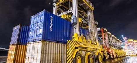 containers at Port of Brisbane - Container News