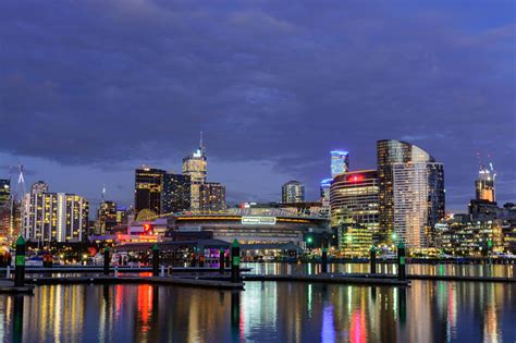 Melbourne Evening | Melbourne skyline, Melbourne, Explore city