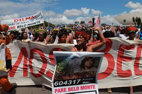 AMAZON WATCH » Hundreds Protest Against the Belo Monte Dam