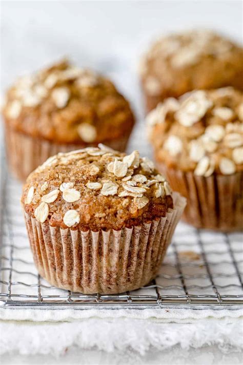 Healthy Banana Nut Muffins {No Butter!} | FeelGoodFoodie