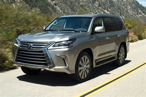 2016 Lexus LX 570 SUV Debuts