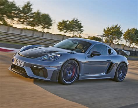 2022 Porsche 718 Cayman GT4 RS Revealed, Has Naturally Aspirated Flat ...