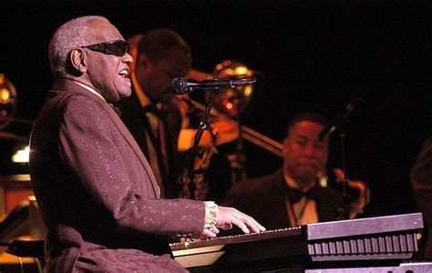 10 Essential Ray Charles Songs - ClassicRockHistory.com