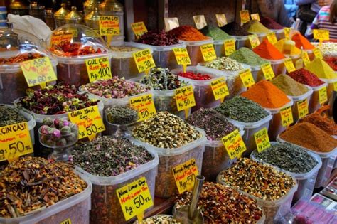 Spice Market In Istanbul [Epic Spice Trade Center Of Turkey]