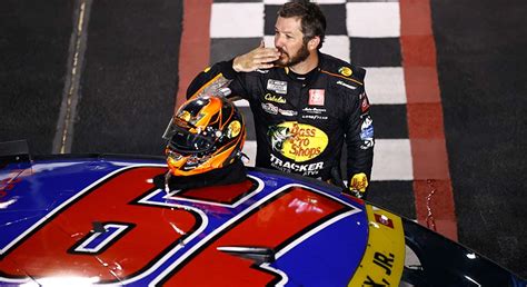 Martin Truex Jr. continues pursuit through the 2021 playoffs | NASCAR