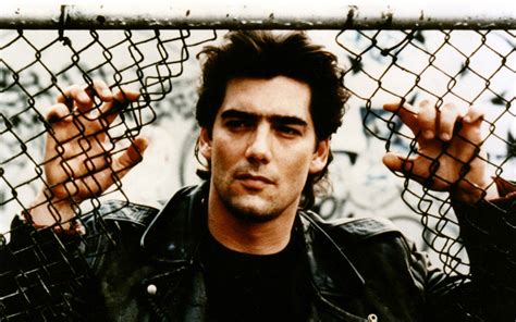 How Wiseguy Actor Ken Wahl Helps Kittens Help Veterans