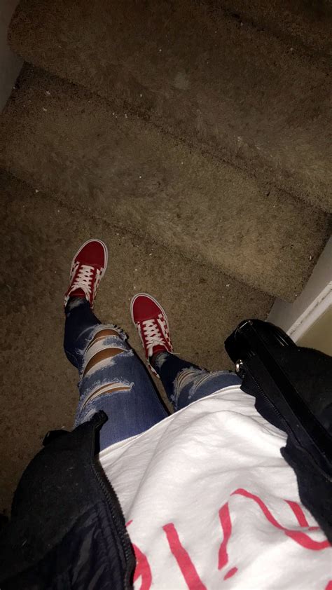 Red checkered vans | Vans shoes outfit, Red vans outfit, Red checkered vans