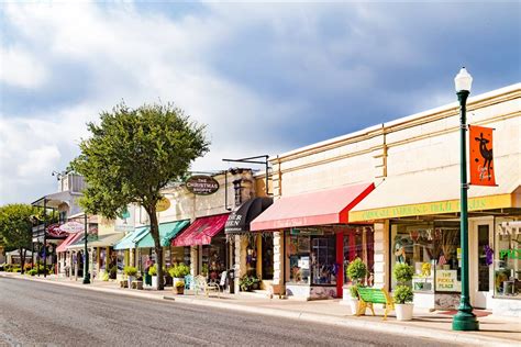 Texas Hill Country Town Makes List of Happiest Small Towns in America