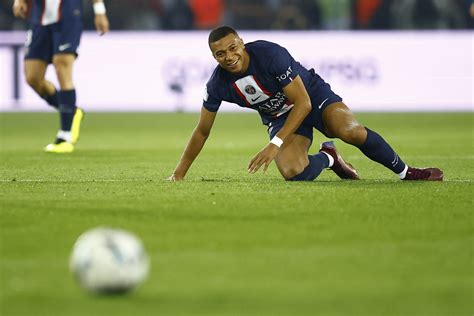 Mbappe 'shocked as everyone else' by news of his wish to leave PSG ...