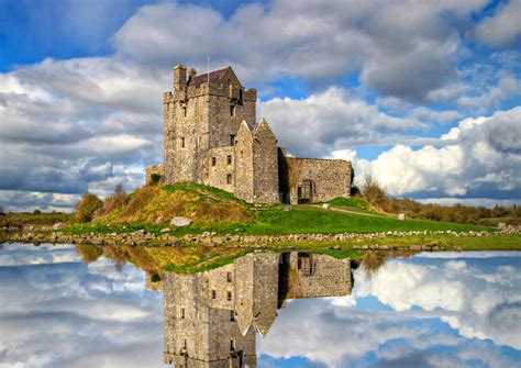 Dunguaire Castle - Enjoy Ireland