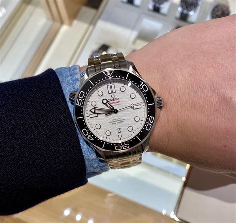 Seamaster 300m white dial is a stunner : OmegaWatches