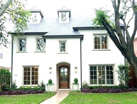 White House Black Trim Black Roof House ... | White stucco house, House ...