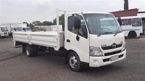 2014 Hino HINO 300 815 DROPSIDE Dropside trucks for sale in Gauteng | R ...