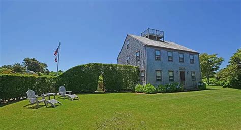 This Is What Dave Portnoy's $2.2 Million Nantucket Home Looks Like