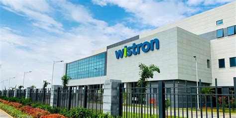 Workers at Wistron’s iPhone manufacturing unit in India riot over unpaid salaries | iThinkDifferent