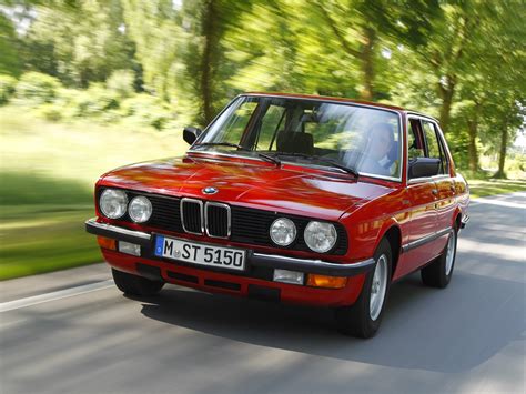 photo BMW SERIE 5 (E28) 524td 115ch berline 1983 - Motorlegend.com